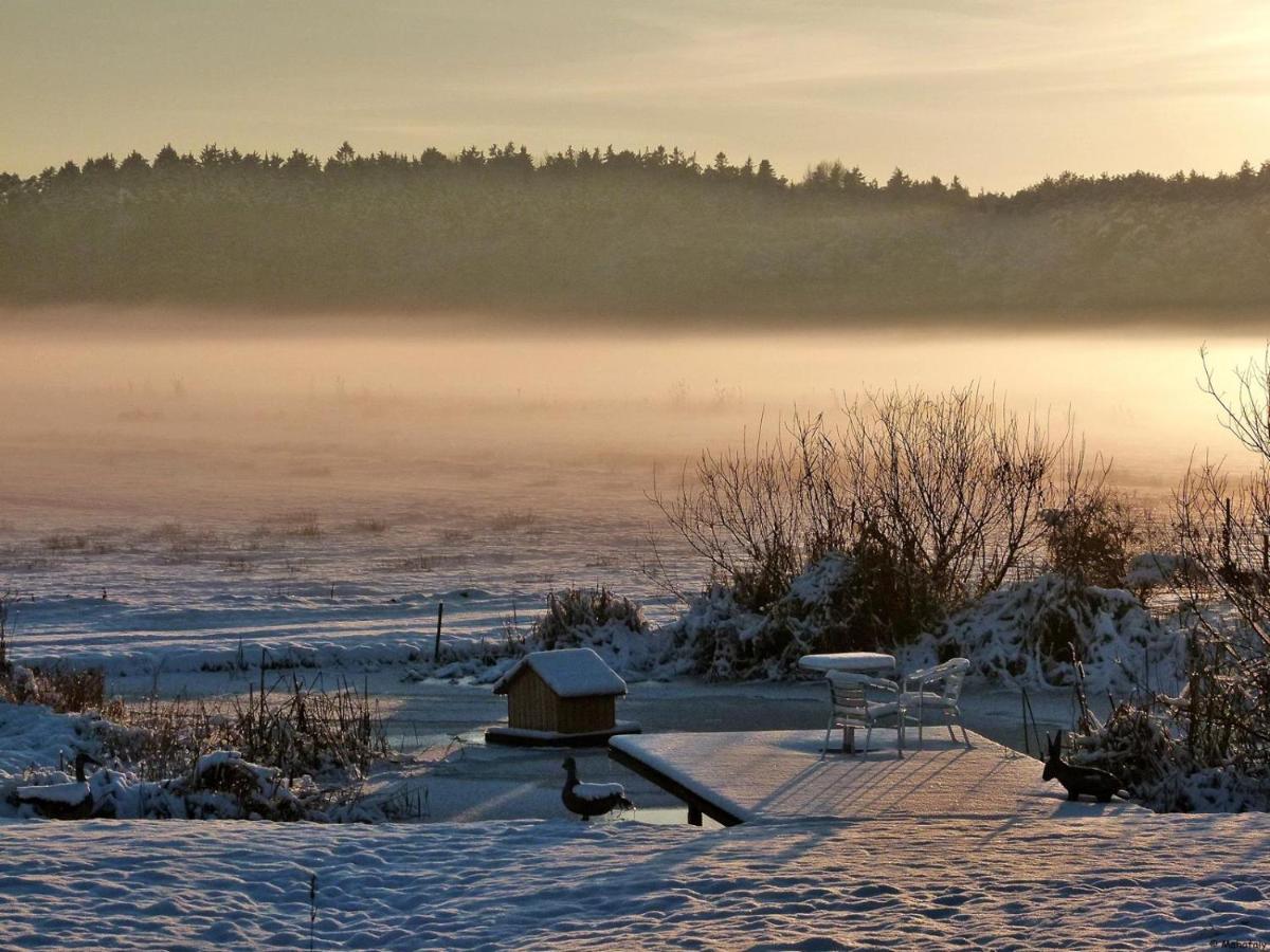 "Balmgarten" Im Naturpark Usedom, Bio Solarhaus Mit Grossem Garten エクステリア 写真